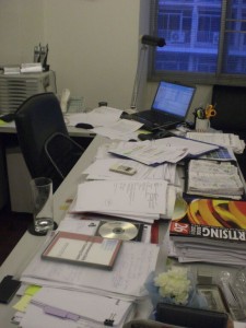messy desk